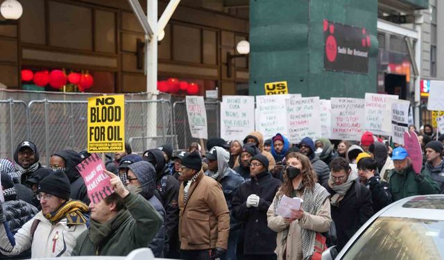 New York'ta binlerce kişi Venezuela için yürüdü