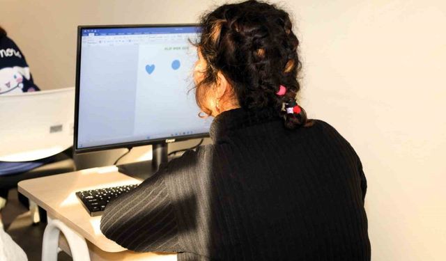 Özel gereksinimli bireylere bilgisayar ve kodlama eğitimi