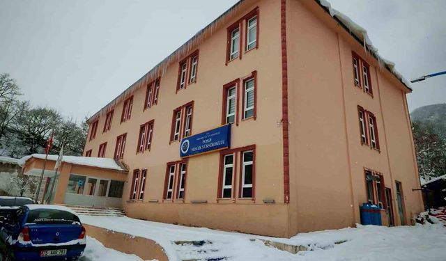 Posof Meslek Yüksekokulu'na Posoflu müdür