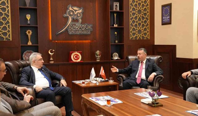 Rektör Kırışık KARDEMİR Genel Müdürü Peker ile bir araya geldi