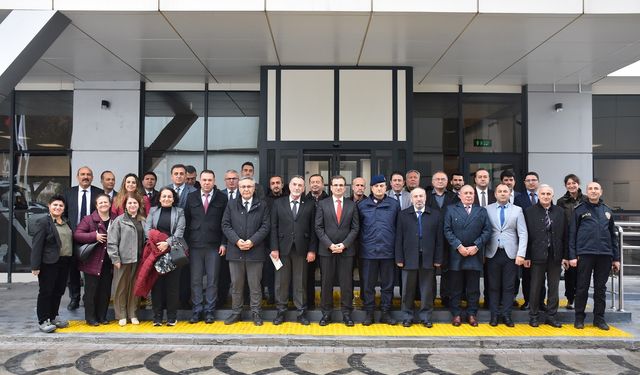 Salihli'de hizmet zirvesi: Yatırımlar, projeler ve koordinasyon ele alındı