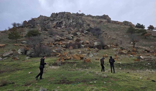 Saraykent Yılan Boynu Tepesi, keşfedilmeyi bekliyor