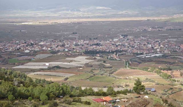 Sarıgöl Ovası gelinliğini çıkardı