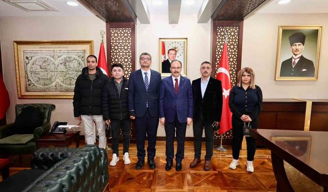 Siirt'te 'Sigarayı Bırak Kazan Kampanyası'nda ödüller sahiplerini buldu