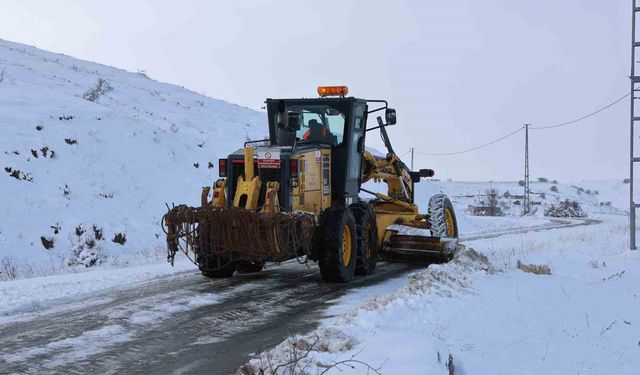Sivas'ta 493 yerleşim yerinin yolu ulaşıma kapalı