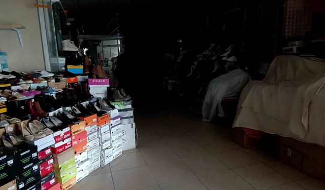 Tarihi Ahi Çarşısı karanlığa gömüldü