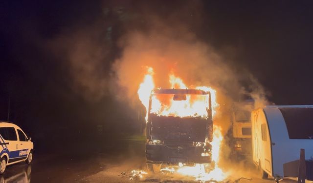 Tekirdağ'da beton pompası alev topuna döndü