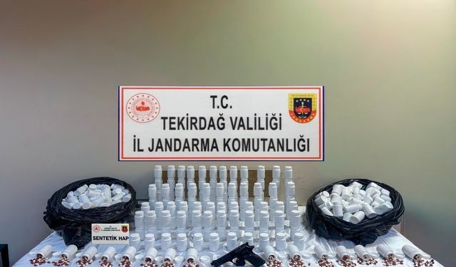 Tekirdağ'da narkotik operasyonu: Yüklü miktarda sentetik ecza ele geçirildi