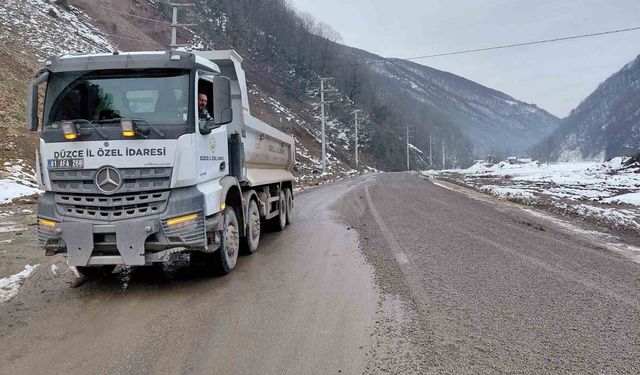 Uğur köyü grup yolunda bakım çalışmaları tamamlandı