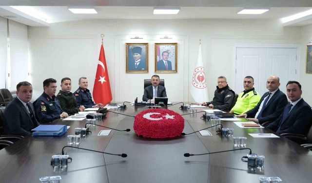 Vali Hacıbektaşoğlu başkanlığında güvenlik toplantısı yapıldı