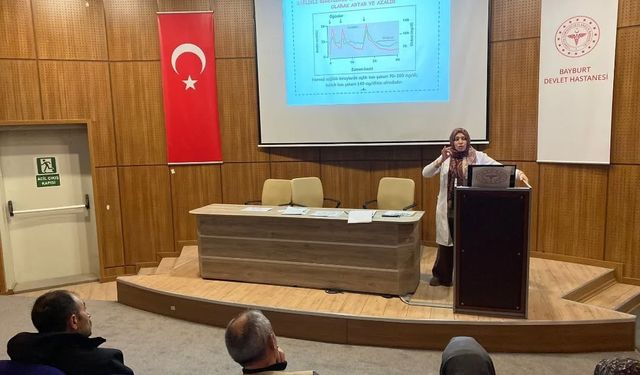 Yılın ilk diyabet okulu eğitimi yoğun katılımla gerçekleştirildi