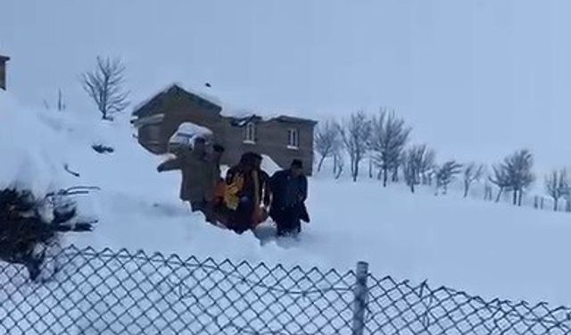 Zorlu kış şartlarında hasta kurtarma operasyonu