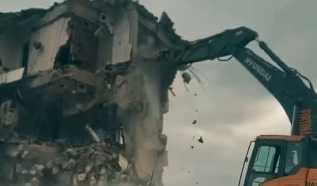 Rize’de Deprem Analizi Sonrası Sağlık Binaları Yıkılıyor