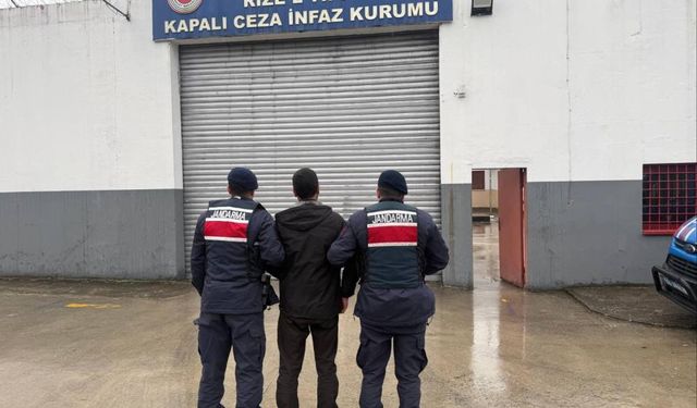 Rize'de 2 ayrı olayda aranan 2 kişi yakalanarak cezaevine gönderildi