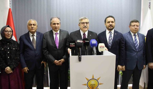 AK Parti Genel Başkan Yardımcısı Yayman Uşak'ta açıklamalarda bulundu