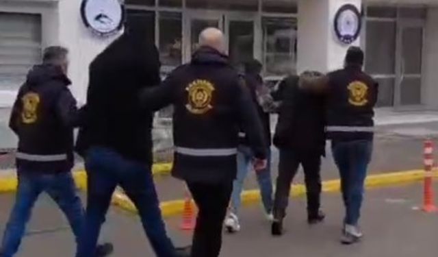 Akü firmasını sahte çek ile 6 milyon TL zarara uğratan dolandırıcılar yakalandı