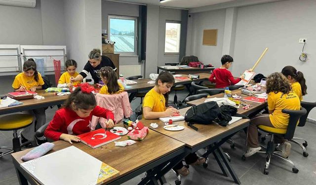 Ala Mekan'da bayrak sevgisi