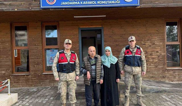 Alzheimer hastası yaşlı adam jandarma ekiplerince bulundu