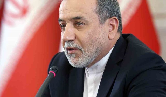 Arakçi: '(ABD ile) Benzeri görülmemiş bir anlaşmaya varmak için tarihi bir fırsata sahibiz'