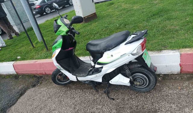 Babaeski'de elektrikli bisiklet ile otomobil çarpıştı: 1 ölü