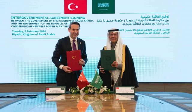 Bakan Bayraktar: 'Türkiye'de bugüne kadar gördüğümüz en düşük fiyatla elektriği alacağız'