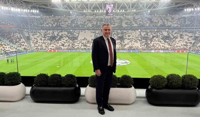 Bakan Osman Aşkın Bak, Juventus - Galatasaray maçını takip etti