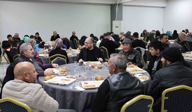 Başkan Önal, iftar sofrasında vatandaşlarla buluştu