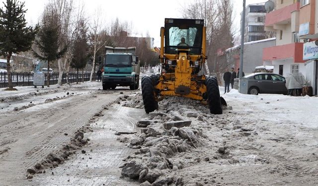 Belediyeden karla mücadele