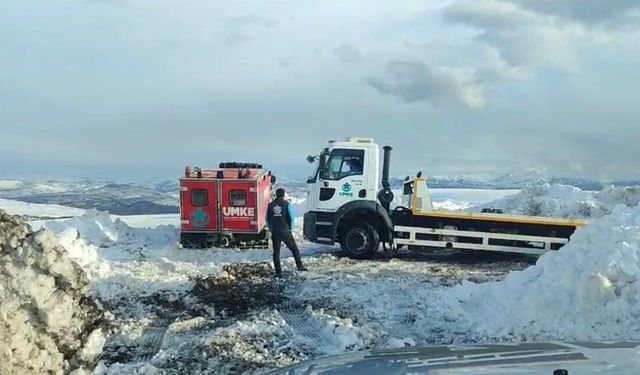 Bingöl'de UMKE'nin kar ve tipide zamanla yarışı
