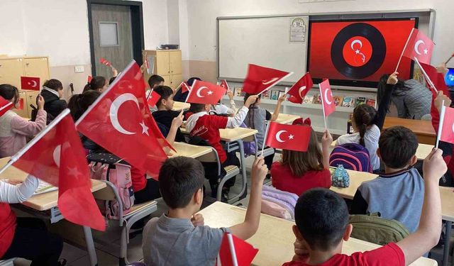 Bolu'da 52 bin öğrenci yeniden dersbaşı yaptı