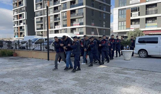 Bu kez bahis oynayan da oynatan da yandı