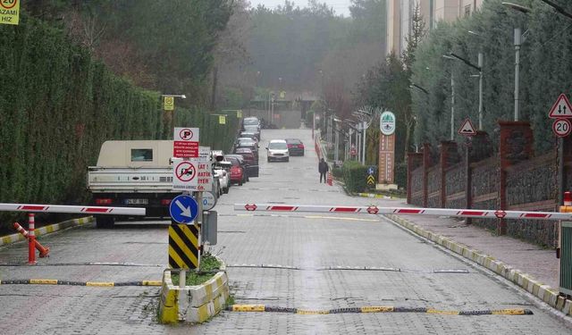Çekmeköy'de asansör boşluğunda sıkışan kişi hayatını kaybetti