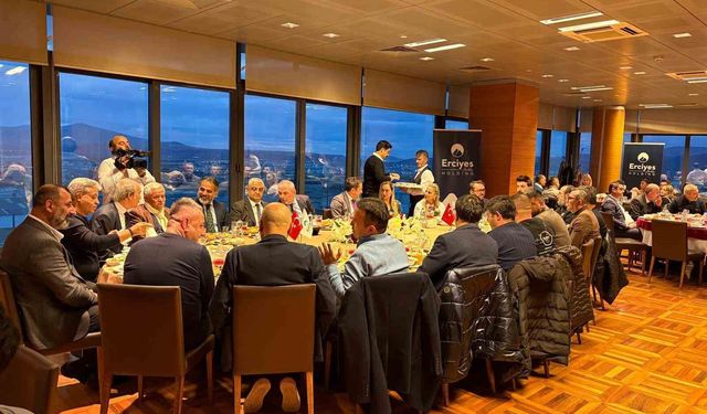 Erciyes Anadolu Holding iftarda basın mensuplarını ağırladı