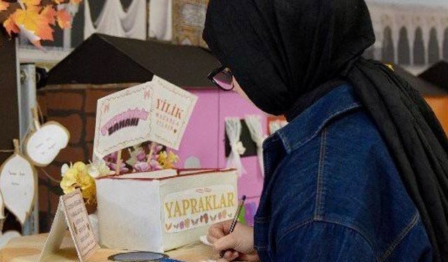 Esenler'de liselerde 'Görevimiz Ramazan' projesi gençlerin toplumsal sorumluluk bilincini güçlendiriyor