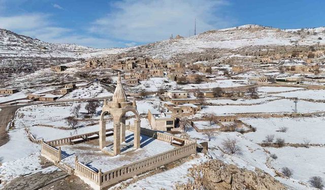 Gabar Dağı eteklerindeki Mağara köyü yeniden canlanıyor