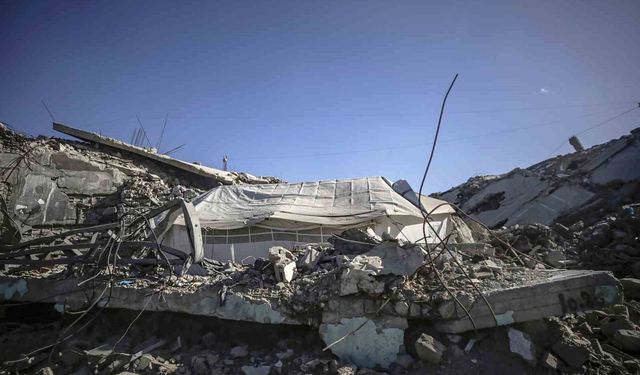 Gazze'de can kaybı 72 bin 49'a yükseldi