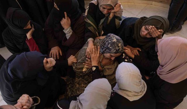 Gazze'de İsrail saldırılarında 27 kişi hayatını kaybetti, 18 kişi yaralandı