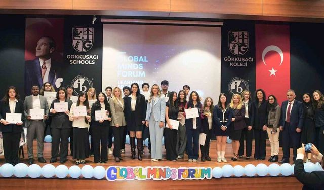Gençler 'Global Minds Forum'da küresel meseleleri tartıştı