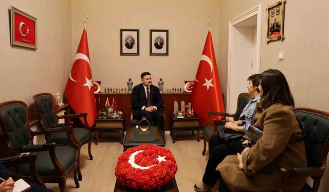 Gökçeada'da 'Geleneksel Halk Günü' Buluşması: Kaymakam Osman Acar vatandaşları dinledi