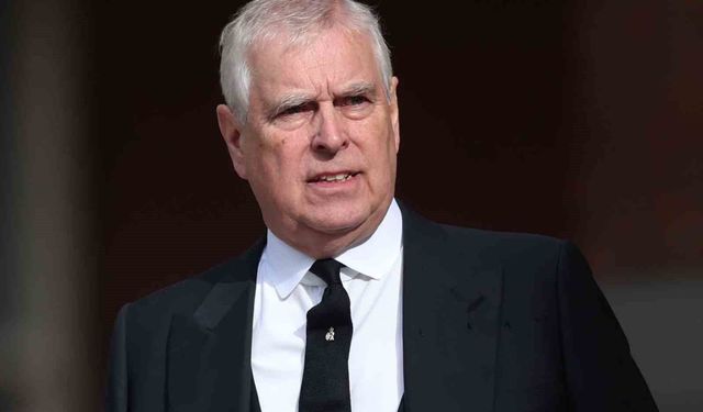 Gözaltına alınan İngiltere'nin eski prensi Andrew Mountbatten-Windsor serbest bırakıldı
