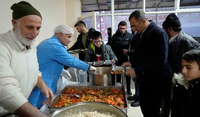 Gümüşhane'nin Kırıklı köyünde 22 yıldır ücretsiz iftar veriliyor