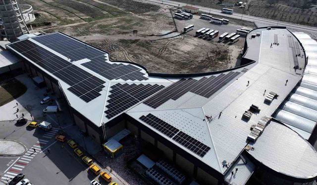 Isparta'da yeni otogarın çatısına 1,3 MW'lik GES kuruluyor