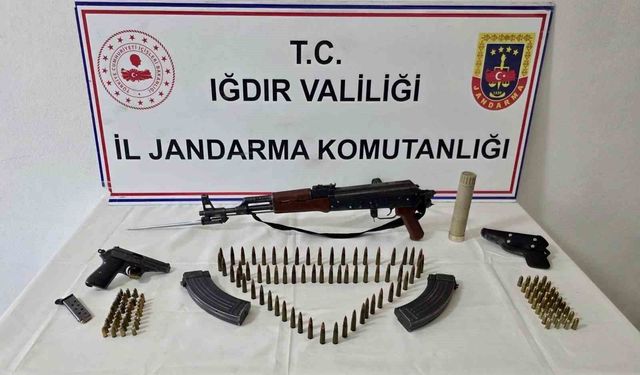 Jandarma silah kaçakçılarına göz açtırmıyor