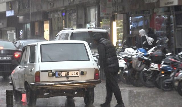 Kilis'te sağanak yağış etkili oldu