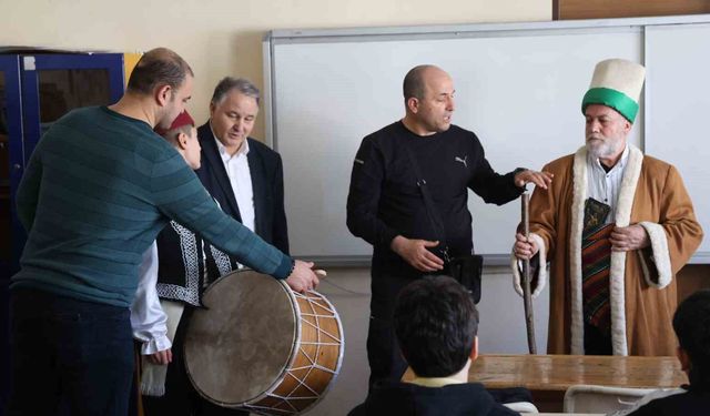 Kırşehir'de Ahi Evran canlandırmasıyla Ramazan coşkusu