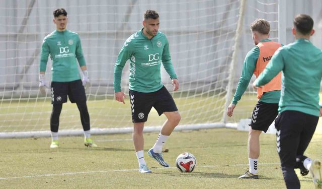 Konyaspor, Corendon Alanyaspor maçı hazırlıklarına başladı