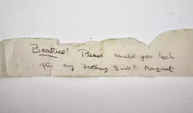 Kraliçe II. Elizabeth'in çocukluk mektubu açık artırmaya çıkıyor