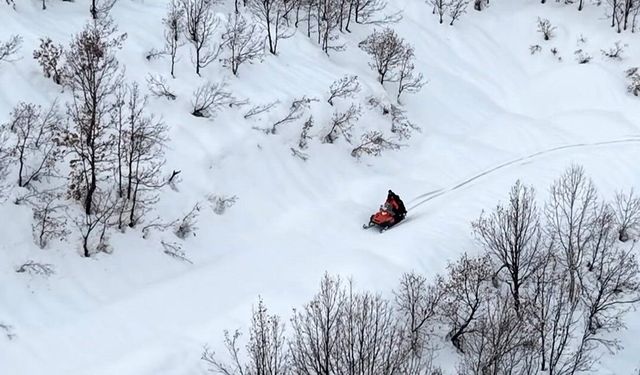 Muş'ta kar motorlu müdahale: 10 köy ve 24 mezraya yeniden enerji verildi