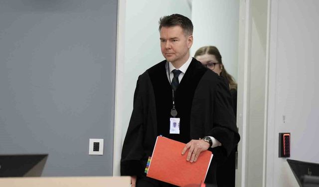 Norveç veliaht prensesinin oğlu Hoiby'in tecavüz dahil farklı suçlamalarla yargılandığı dava başladı