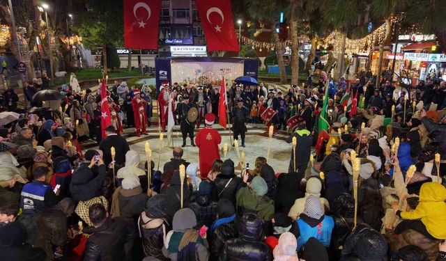 Pendik'te mehter marşlarıyla ramazan coşkusu yoğun ilgi gördü